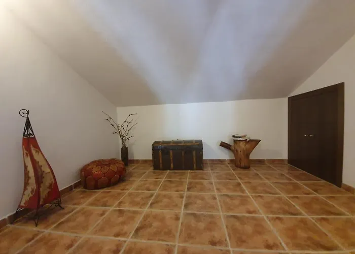 מלון Higuera Santa Ana רונדה